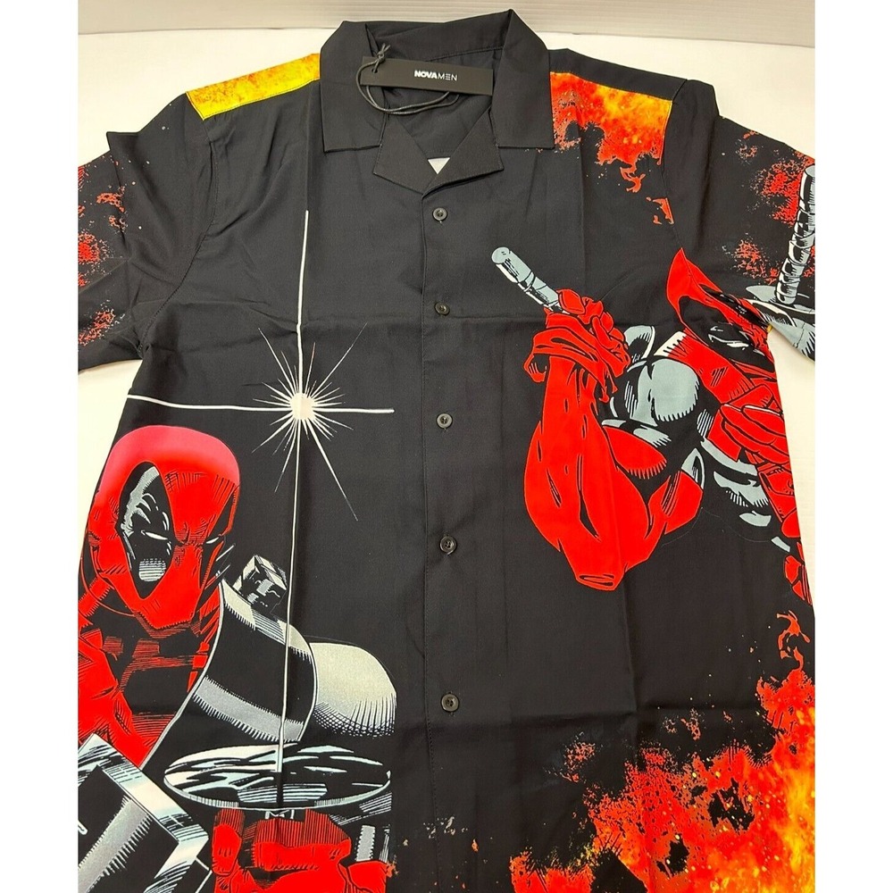 Deadpool Flames Medium Marvel Men's Short Sleeve Woven Top Black - Picture 2 of 12